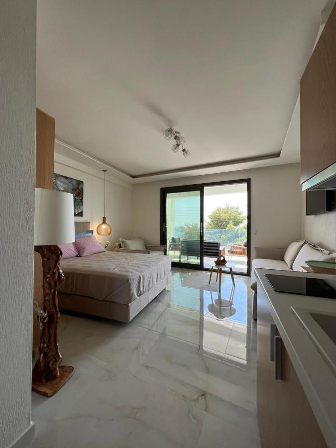 Wide Blue Luxury Boutique Suites Neos Marmaras Zewnętrze zdjęcie