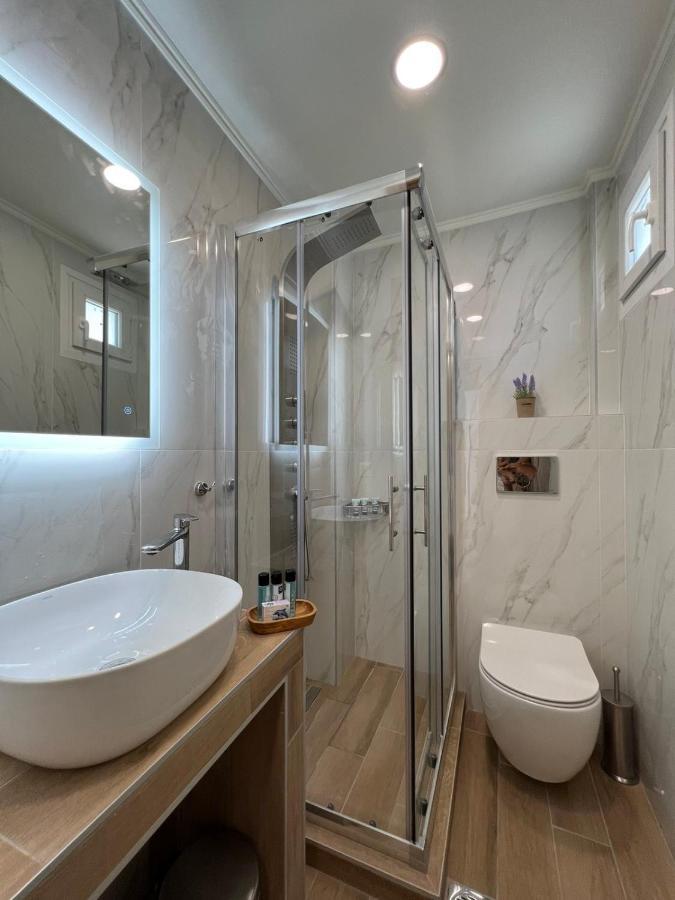 Wide Blue Luxury Boutique Suites Neos Marmaras Zewnętrze zdjęcie