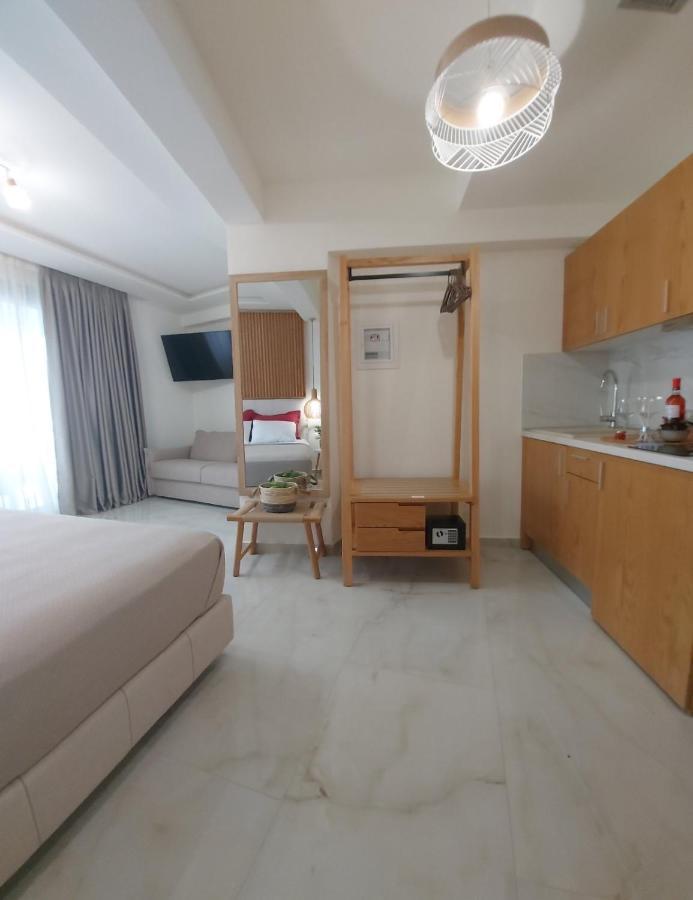 Wide Blue Luxury Boutique Suites Neos Marmaras Zewnętrze zdjęcie