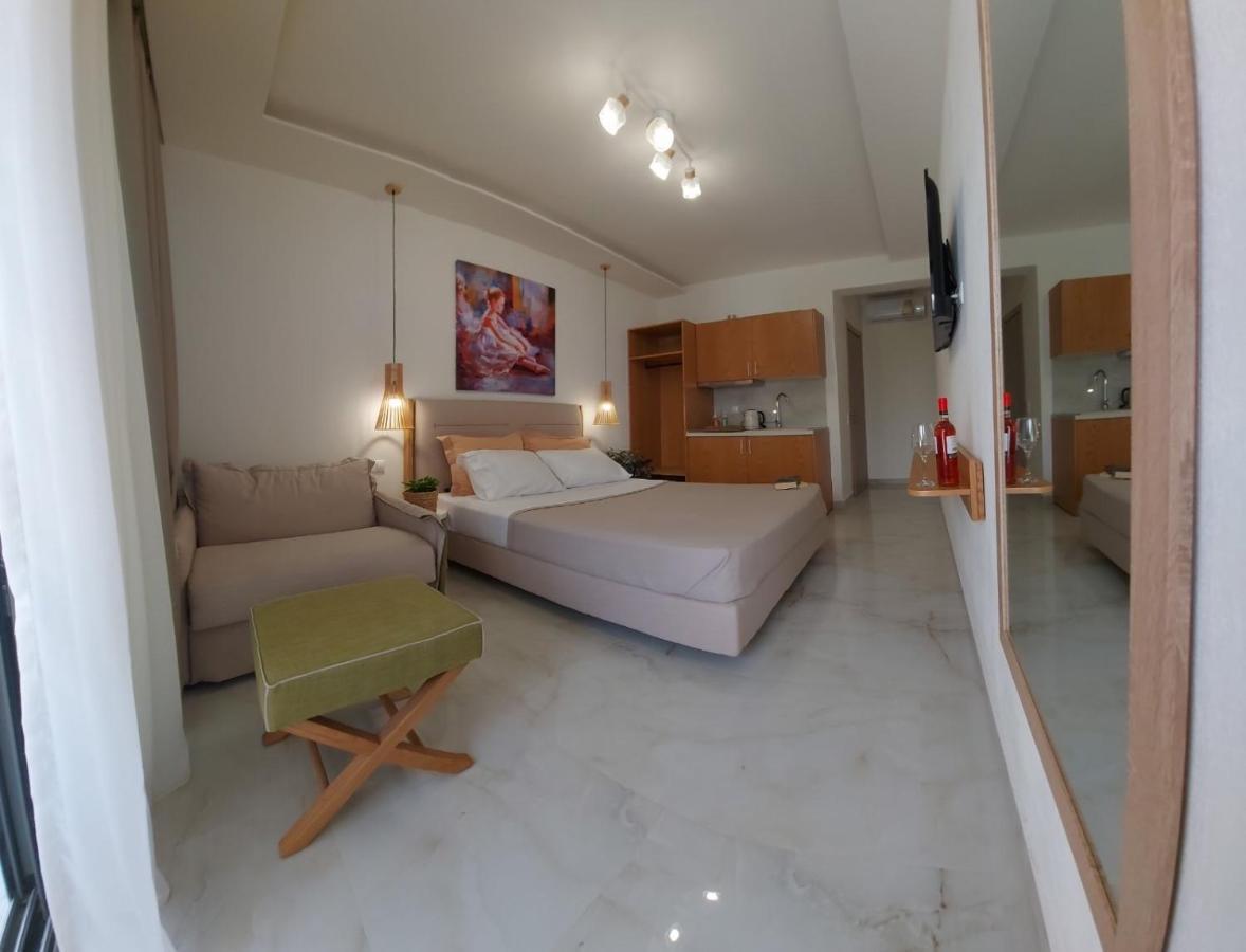 Wide Blue Luxury Boutique Suites Neos Marmaras Zewnętrze zdjęcie